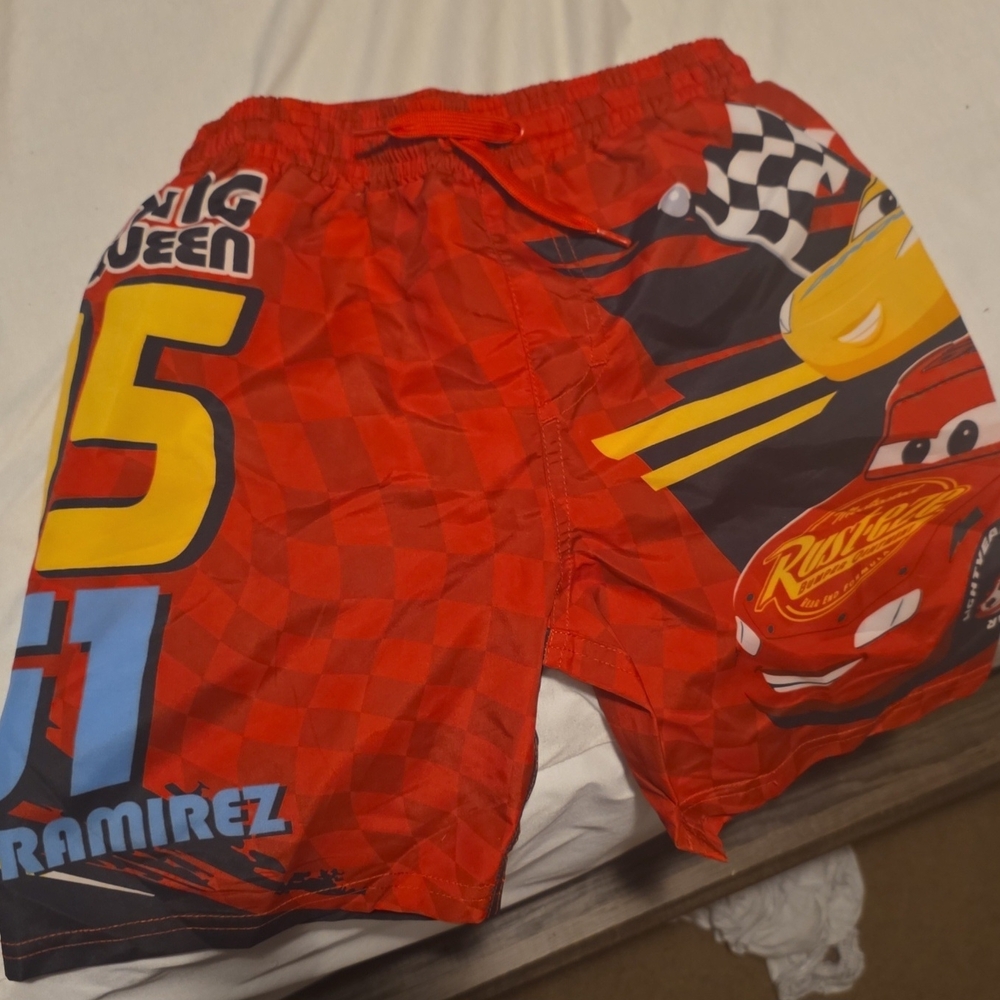 Disney Lightning McQueen Red Athletic Boys (7) Shorts
